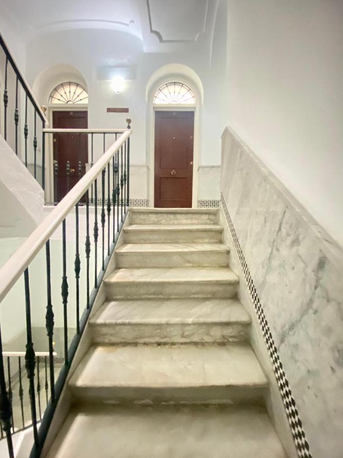Apartamento Colon 1451 - Pleno Centro Y Wifi Gratis Cadice Esterno foto